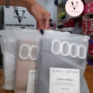 Cortina de baño símil tussor_ Jean Cartier